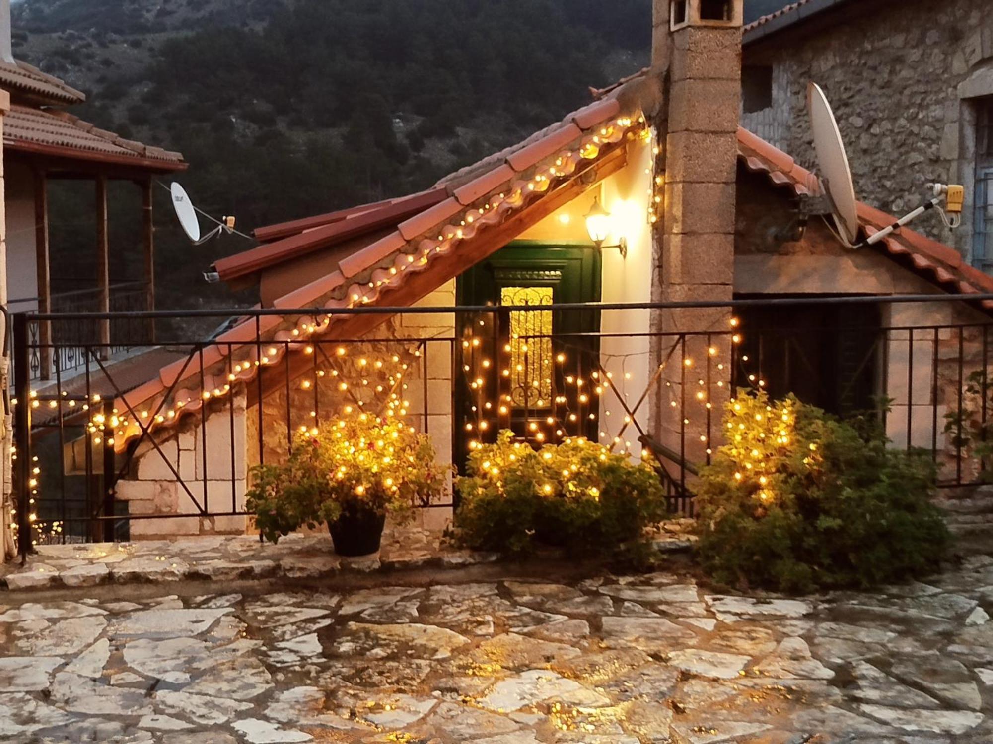 Kristi'S Homes - "Beautiful Attic" In Dimitsana Ngoại thất bức ảnh